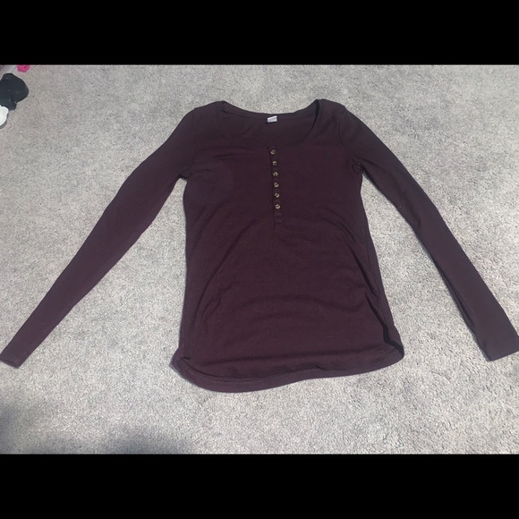 Old Navy Tops - Old Navy Maroon Long Sleeve T Jersey